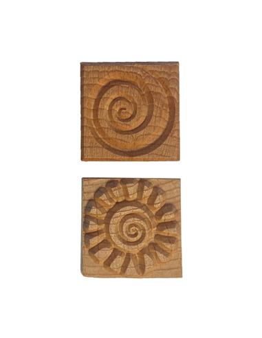 SSM-020 Stamp Medium Square Spirals